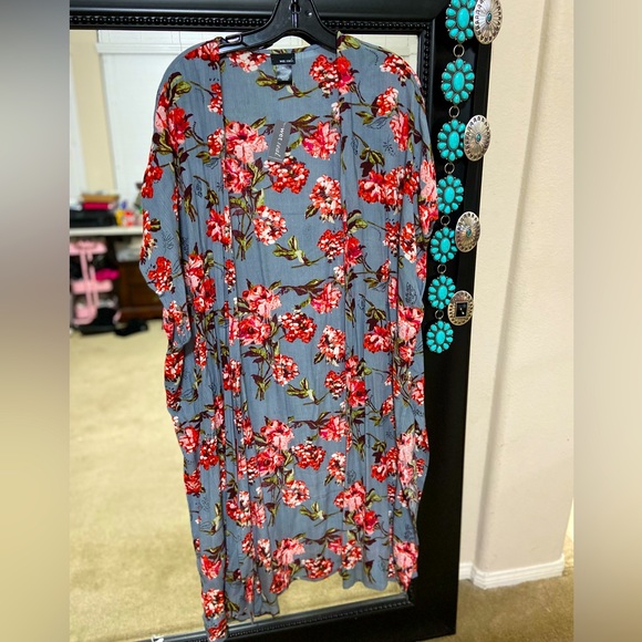 Tops - Medium Large WET SEAL NWT NEW Kimono Top XL